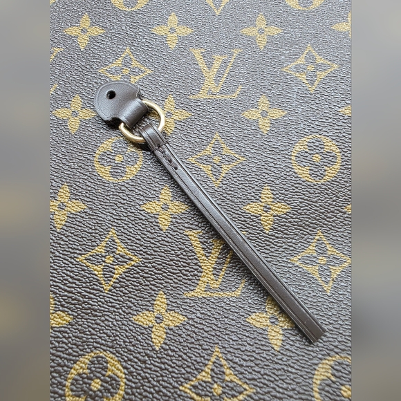 Louis Vuitton Brown and Gold Strap Hatdwear Replacement X1 - Picture 1 of 4